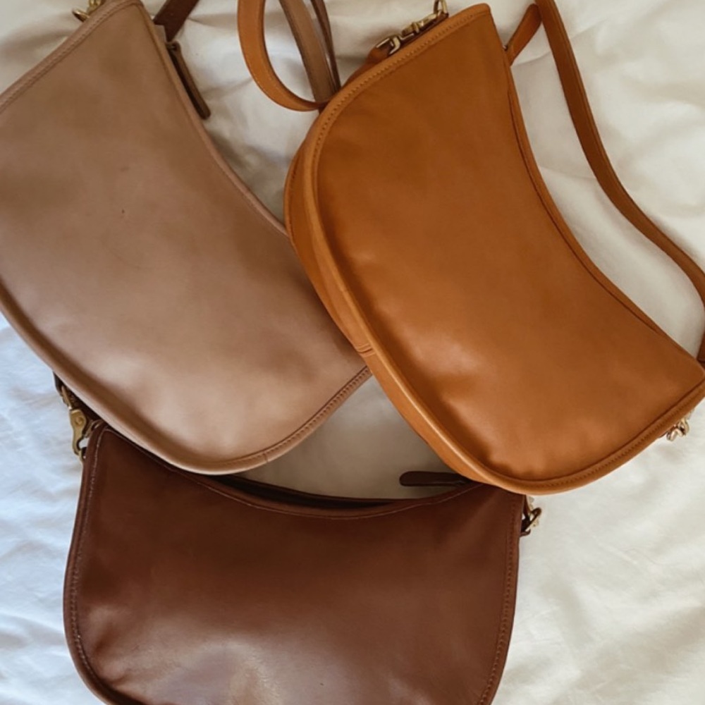 IN SEARCH OF Vintage Leather Coach Purse